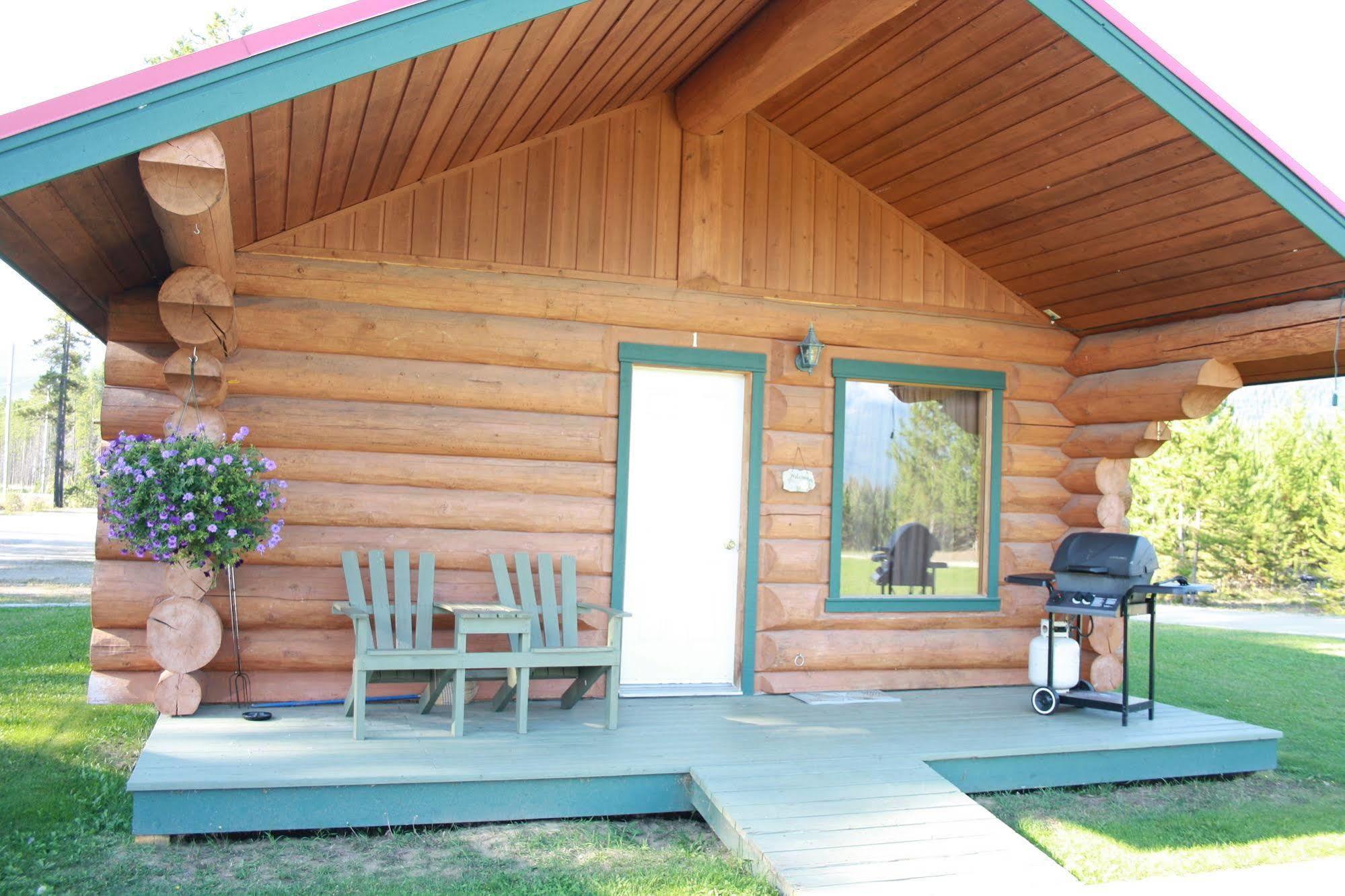 Twin Peaks Resort Valemount Exterior foto
